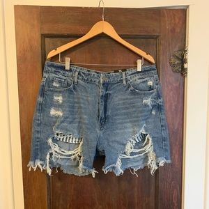 NEW fashion nova Jean cut off shorts